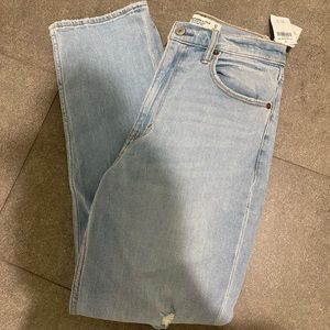 NWT Abercrombie Jeans - Ankle straight high rise skinny